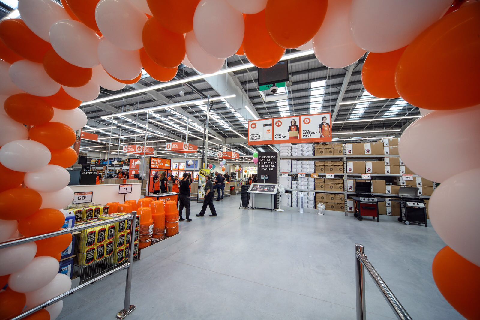 B&Q Grand Opening - Liverpool Shopping Park